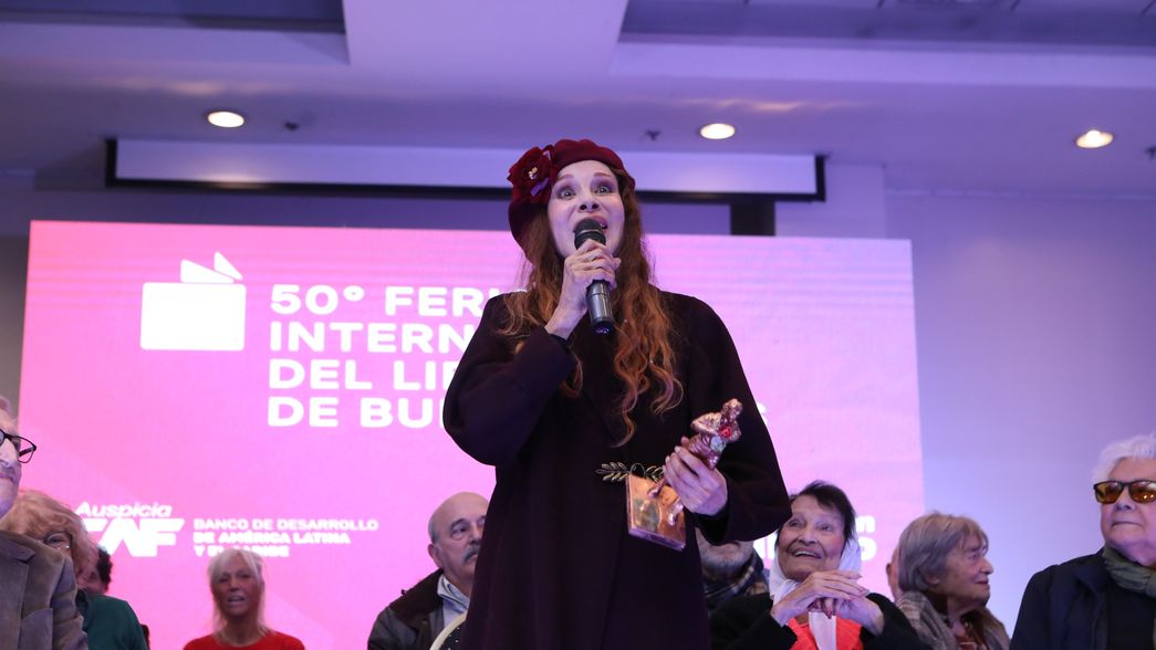 Provincia homenajeó en la Feria del Libro a personalidades perseguidas por la dictadura