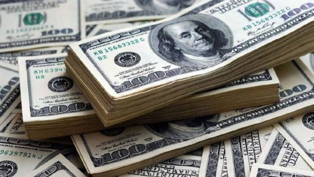 tras la disparada de este jueves, el dolar cayo a $27,20