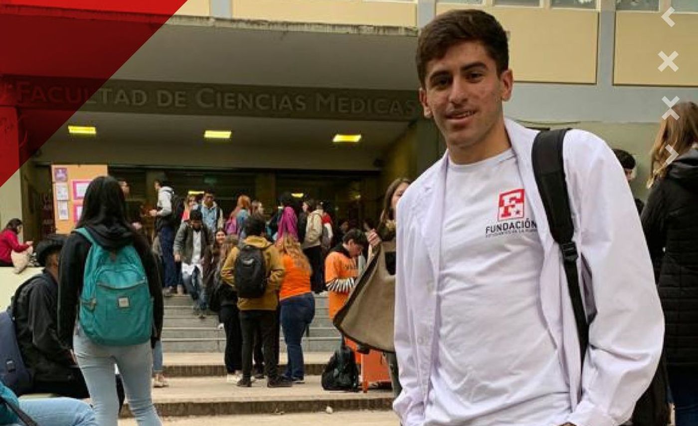 Fabricio Amato Estudiantes Doctor.jpg