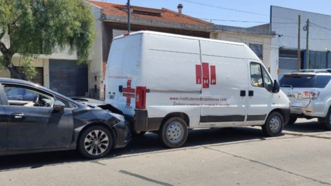 se descompenso mientras manejaba y provoco un choque en cadena