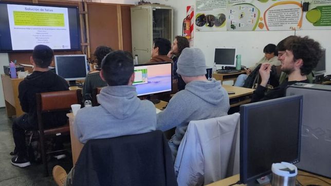 cursos gratuitos de la unlp: ¿cuales son, quienes pueden anotarse y como hacerlo?