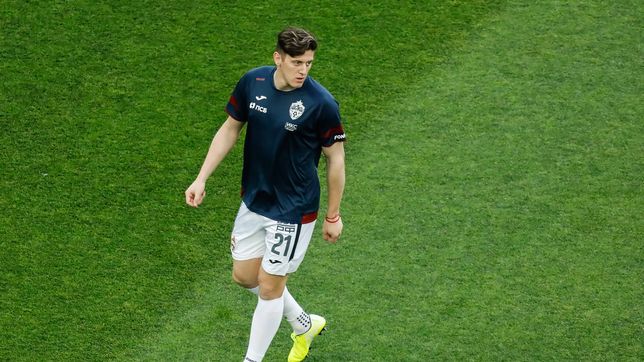 gaich supero la revision medica y firma contrato con estudiantes