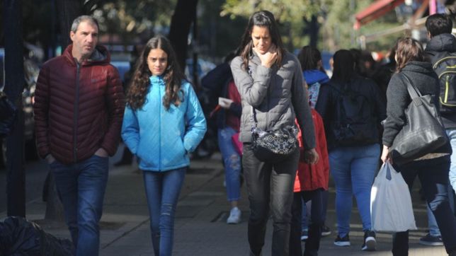 los comercios de calle 12 abren este jueves para hacerle frente a la crisis