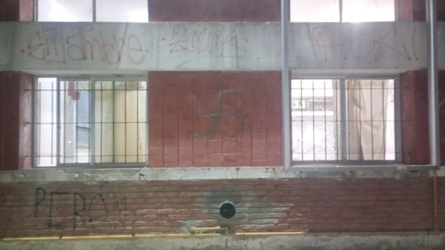 robaron a un trabajador municipal de berisso y causaron destrozos en una escuela