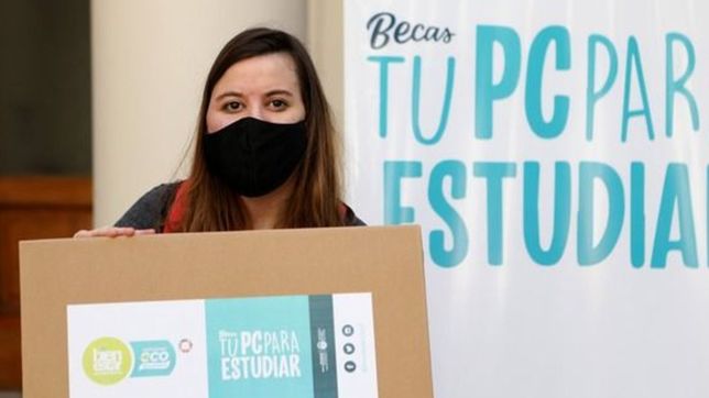 la unlp reanudo la entrega de tablets y notebooks para sus estudiantes