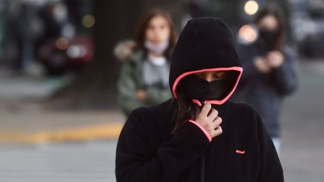 miercoles fresco, gris y con amenaza de lluvias, en la previa de una ola polar en la plata