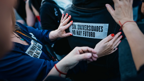 Tras la Marcha Federal, el Gobierno convocará a universidades para discutir los fondos Tras la Marcha Federal, el Gobierno convocará a universidades para discutir los fondos