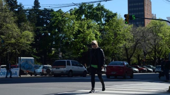 el finde largo arranco como si fuera otono: asi va a seguir