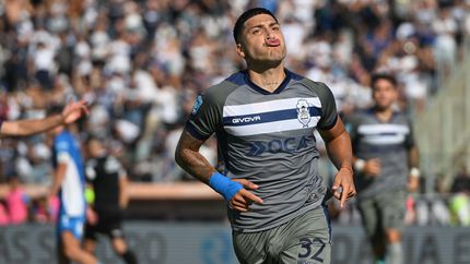 Marcelo Torres brilla en Gimnasia con sus goles y enamora a los hinchas