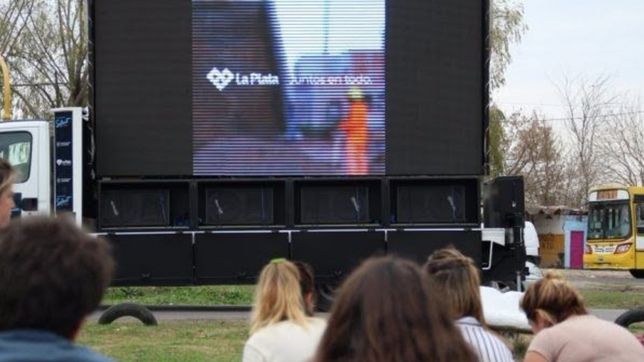 el cine select movil vuelve a los hornos con otro film infantil