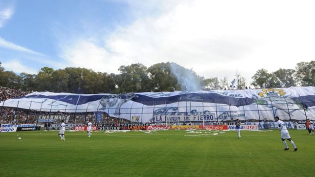 detuvieron a alan ruiz por causar disturbios en un camping y amenazar con un rifle a una empleada