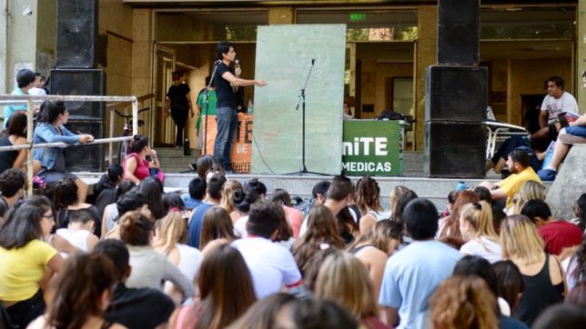 ¿por donde entrar y que hacer? el mapa para el primer dia del curso de ingreso a medicina en la unlp