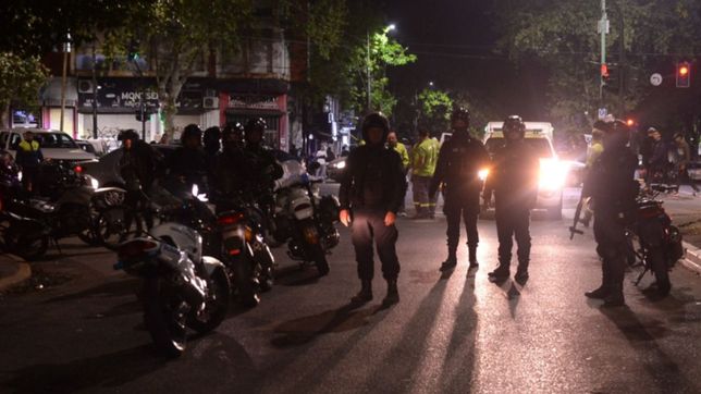 ¿quienes son los policias echados por su actuacion en la represion en el bosque?