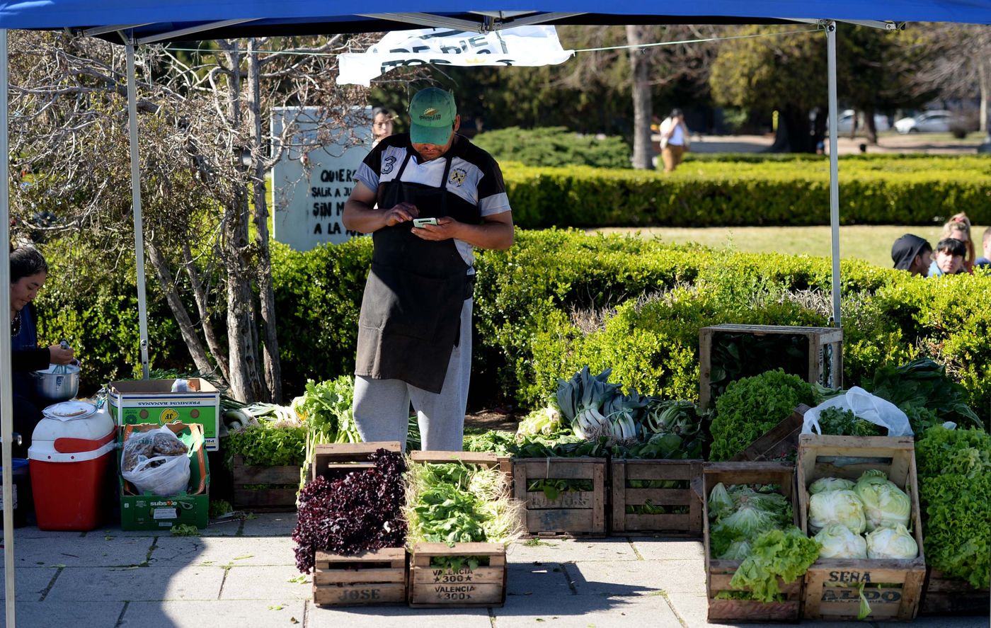 El reintegro de 40% para compreas en Ferias y Mercados Bonaerenses, con tope de reintegro: $2.500 por semana, está disponible todos los días. El reintegro de 40% para compreas en Ferias y Mercados Bonaerenses, con tope de reintegro: $2.500 por semana, está disponible todos los días.