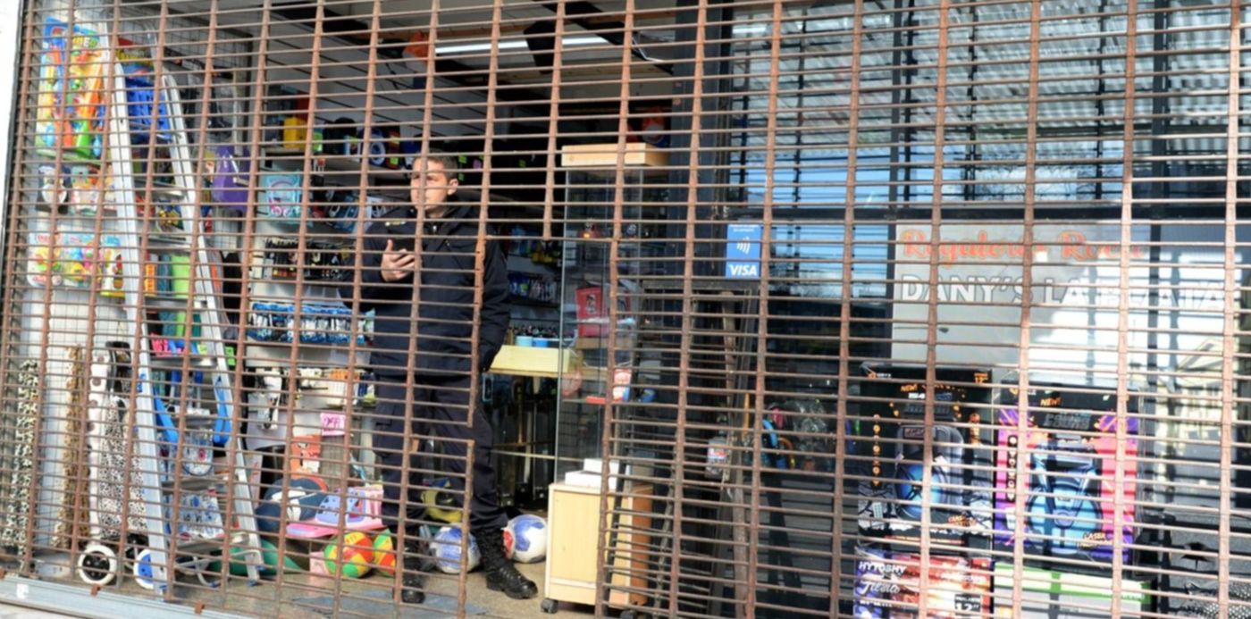 Negocios cerrados en diagonal 80