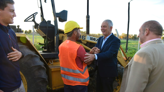 julio alak dio inicio a una obra clave en san carlos y presento las ejecuciones que llegaran a melchor romero