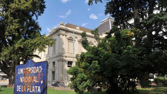 sin clases en la unlp por el inicio de un paro de 48 horas de docentes universitarios