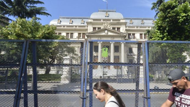 buscan impedir el ingreso de diputados que no se vacunaron a la legislatura