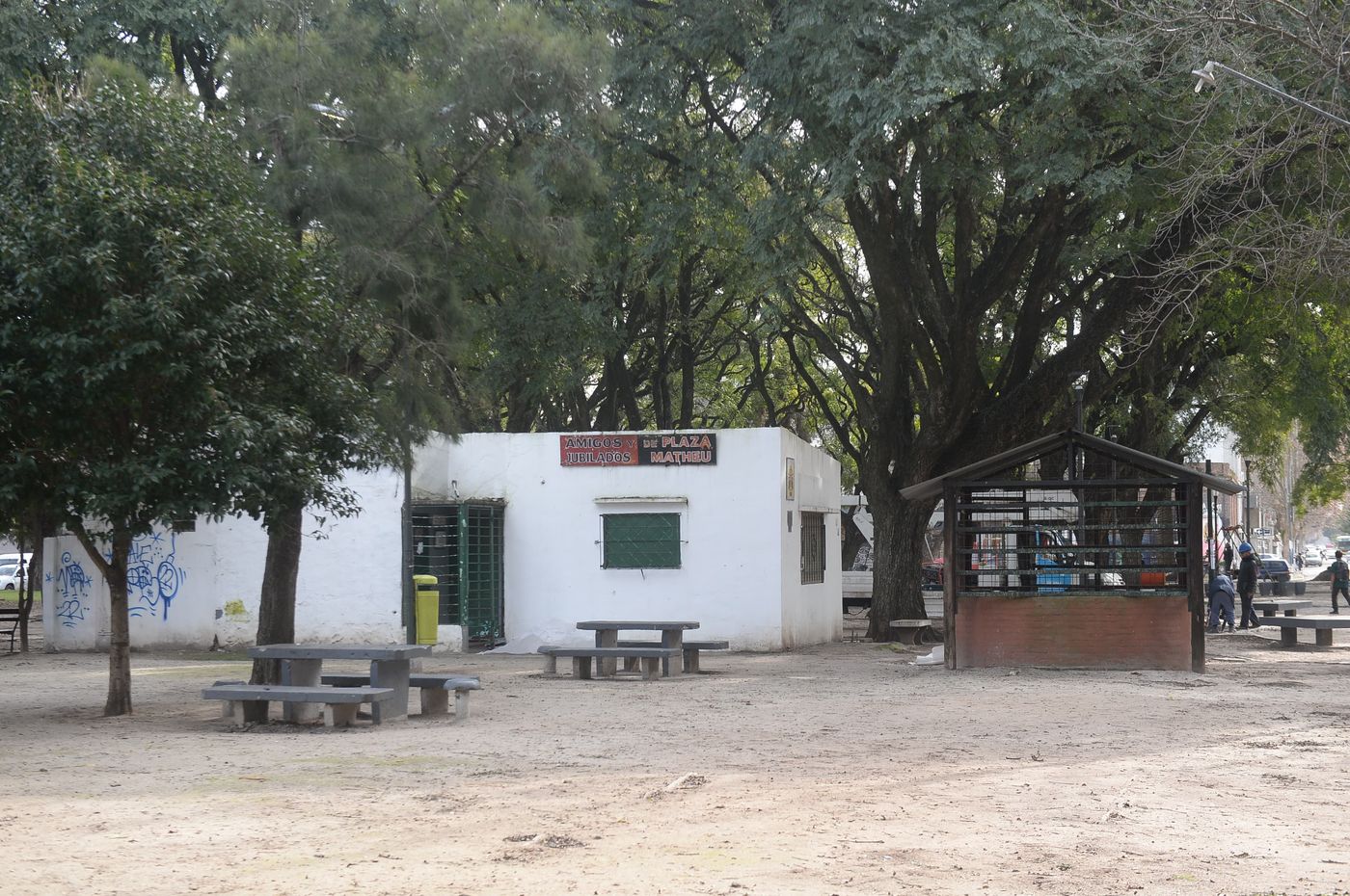 La zona de Plaza Matheu donde está la cancha de bochas y el centro de jubilados