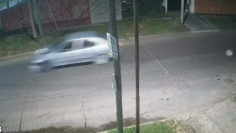 Auto huyendo.jpg