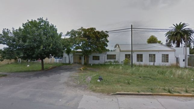 robaron y causaron destrozos en una escuela y un jardin de la plata