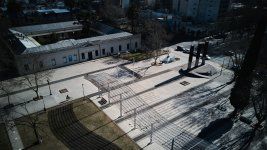 proponen enrejar plaza malvinas para cuidar el espacio publico y protegerlo de los fisuras proponen enrejar plaza malvinas para cuidar el espacio publico y protegerlo de los fisuras