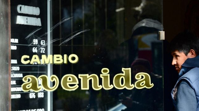 ¿a cuanto abrio el dolar en la plata despues de la vuelta del cepo?