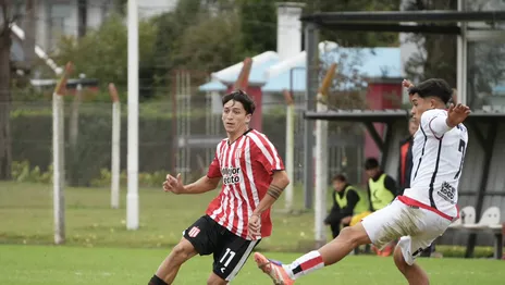 La Reserva de Estudiantes perdió con Newells y se aleja de la clasificación en el Apertura