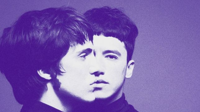 cerca, es el nuevo single de peces raros