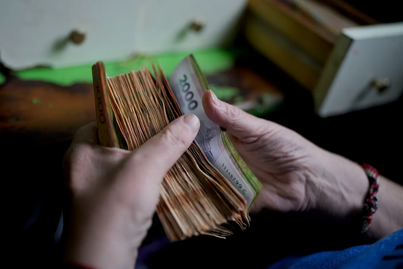 Billetes pesos salarios (1).avif