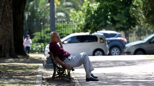 con alerta amarillo por el calor, arranca un sabado de sol y maxima de 31°c en la plata