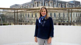 alejandra sturzenegger: en la mesa familiar se habla de politica, pero no se discute