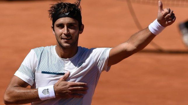 el tenista platense tomas etcheverry se cruzo con de paul y se sacaron una foto de lujo