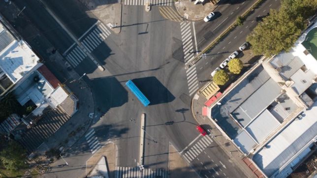 por que el gobierno decidio suspender las clases y limitar la circulacion en el amba