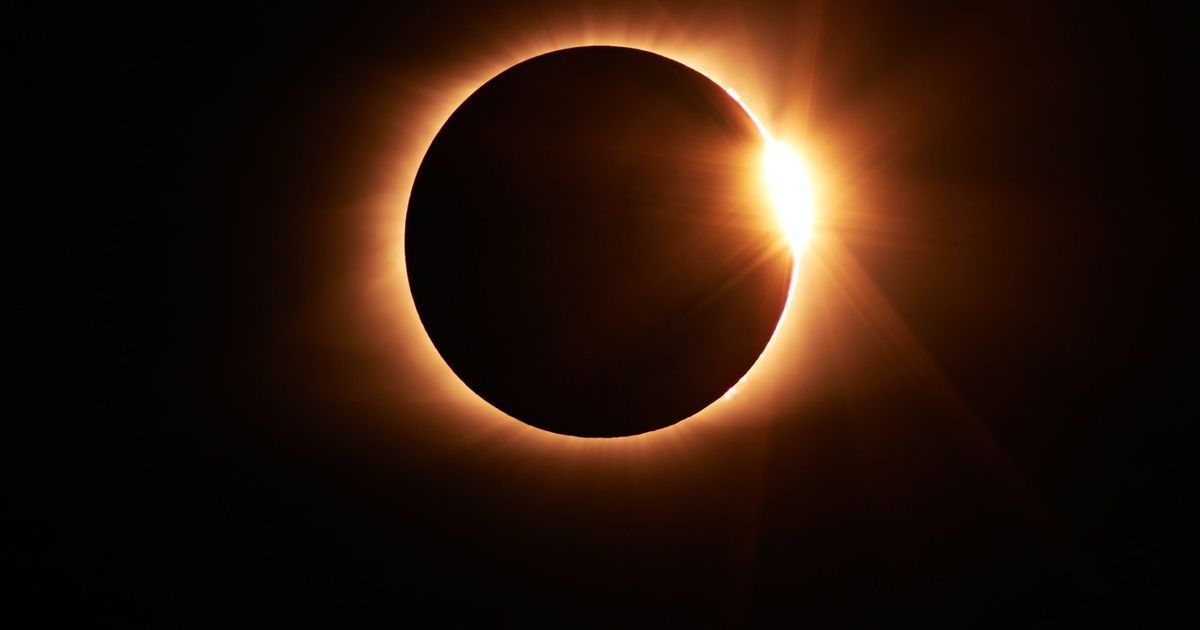 Llega Un Nuevo Eclipse Solar Anular: ¿cómo Es Y Cuándo Podrá Verse En ...