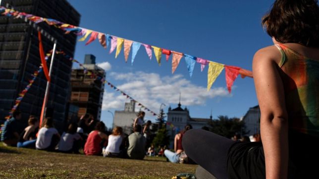 con talleres virtuales, sorteos y donaciones, los centros culturales de la plata luchan por sobrevivir a la cuarentena