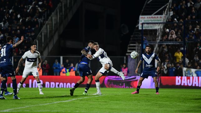 el particular gol de rodrigo castillo para el 1 a 0 de gimnasia