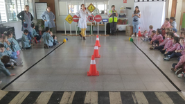 proponen dictar talleres de seguridad vial en todas las escuelas de la plata