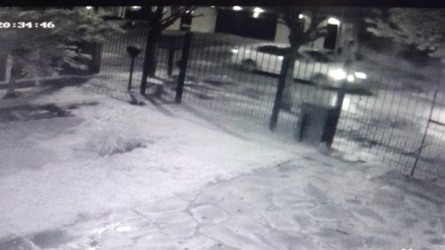 con balas mata policias, cometieron una entradera en la plata y escaparon con dolares