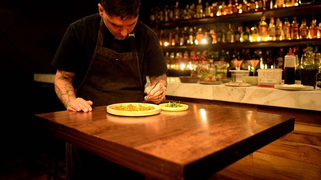 el chef que combino cocina de autor a la vanguardia con toda la tradicion de la paris