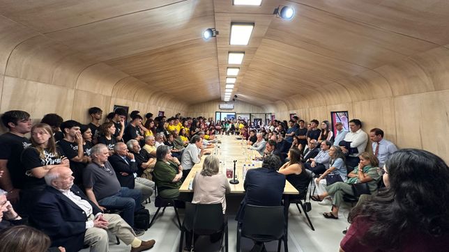 en la facultad de arquitectura el recambio se resolvio con la reeleccion del decano