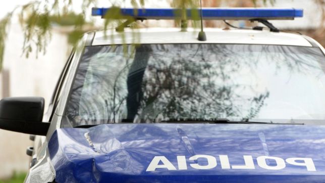 dos ladrones en moto irrumpieron en una casa de la plata, la desvalijaron y escaparon