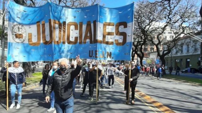 judiciales anuncian un paro y movilizacion en rechazo al posible pago de ganancias