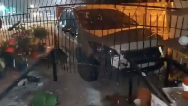 video: manejaba alcoholizado y se estrello contra una casa en la plata