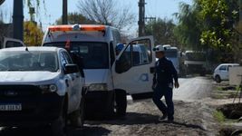 cano pinchado, evacuacion y tension: asi fue el escape de gas en un barrio de la plata cano pinchado, evacuacion y tension: asi fue el escape de gas en un barrio de la plata
