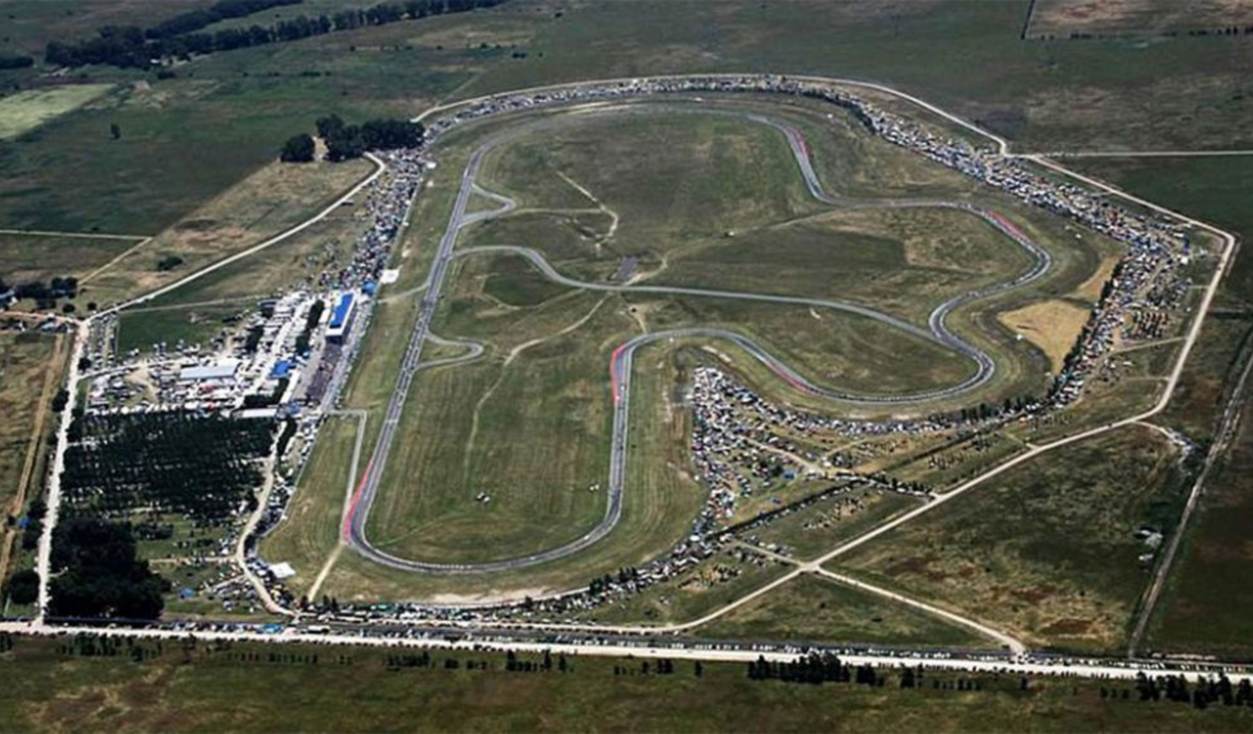 Autódromo Roberto Mouras