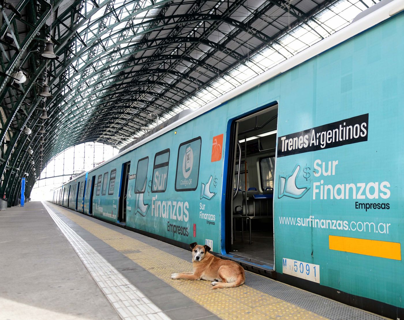 Paro de trenes (3).jpg