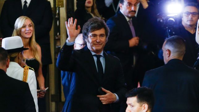 500 intendentes de todo el pais presentaron un amparo contra el dnu de milei