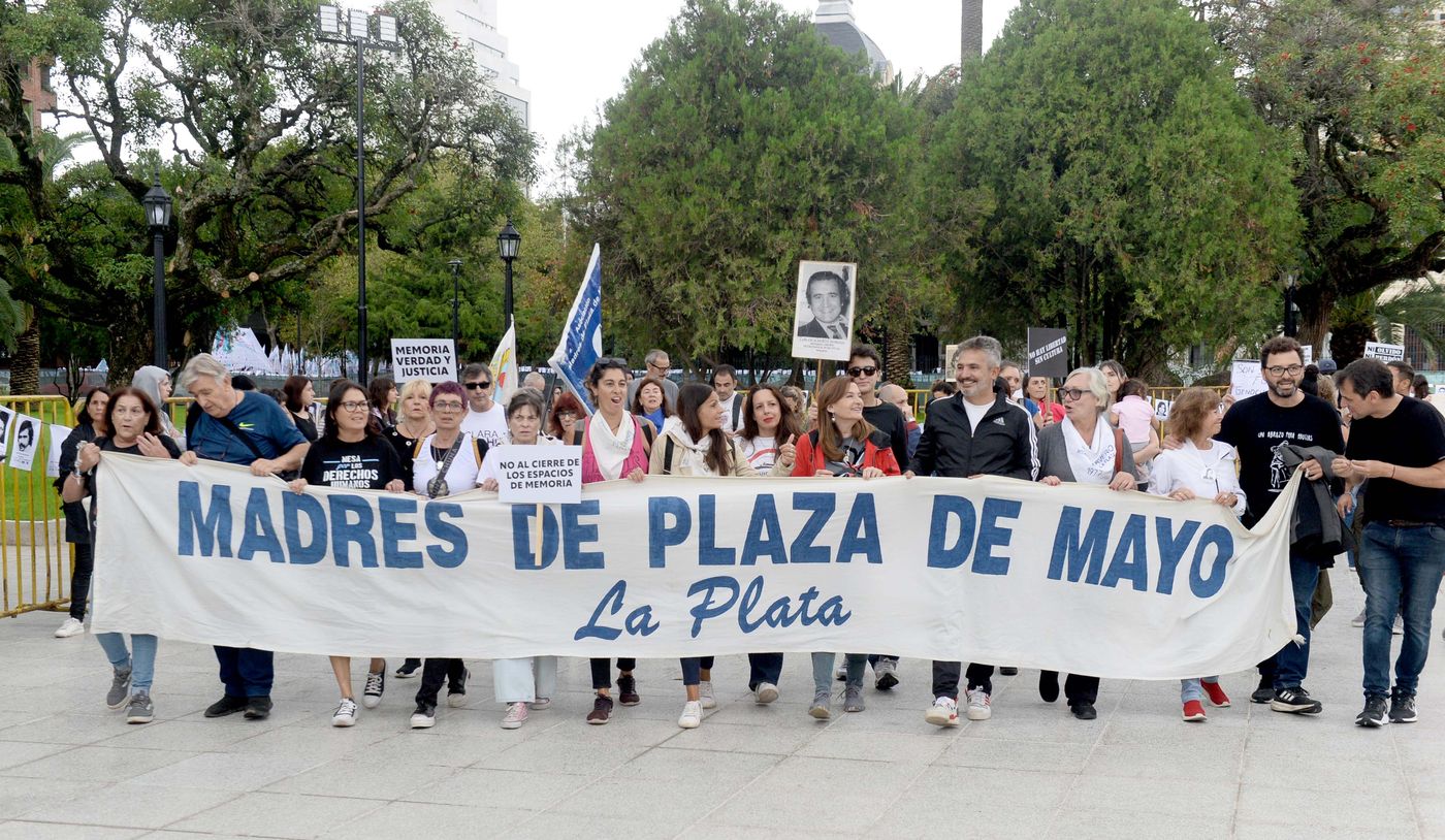 Marcha 24 de marzo Día de la Memoria (2).jpg