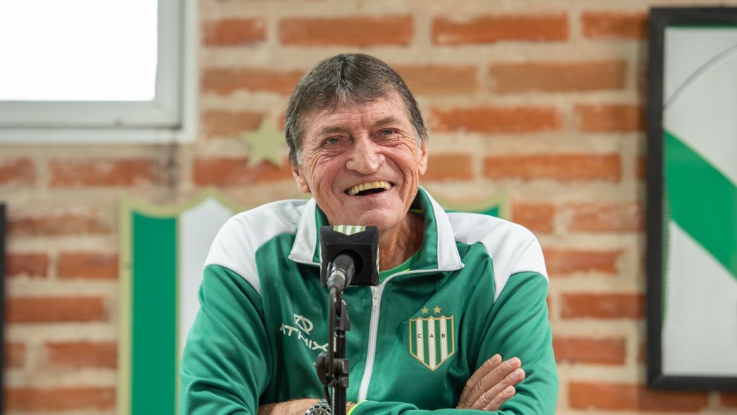 Julio Falcioni dejó en claro qué hará Banfield ante Gimnasia